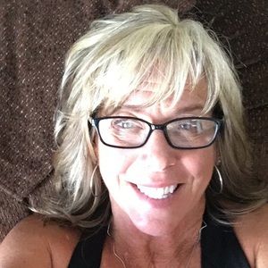 Meet your Posher, Lynnette